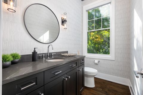 Tiny photo for 912 E Chicago Avenue, Naperville, IL 60540 (MLS # 12483190)