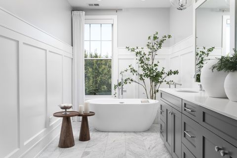 Tiny photo for 912 E Chicago Avenue, Naperville, IL 60540 (MLS # 12483190)