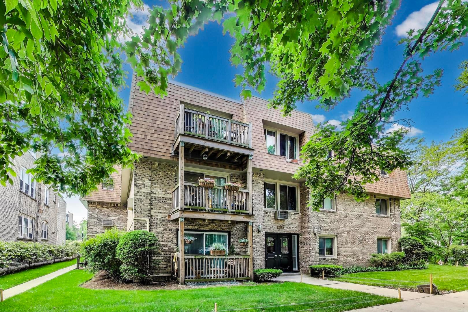 2619 W Agatite Avenue 2A