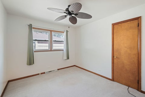 Tiny photo for 3903 153rd Street, Midlothian, IL 60445 (MLS # 12758948)
