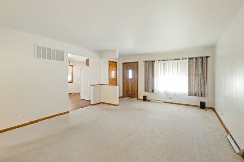 Tiny photo for 3903 153rd Street, Midlothian, IL 60445 (MLS # 12758948)