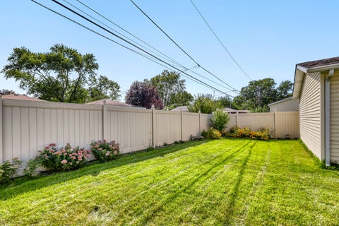 Tiny photo for 3903 153rd Street, Midlothian, IL 60445 (MLS # 12758948)