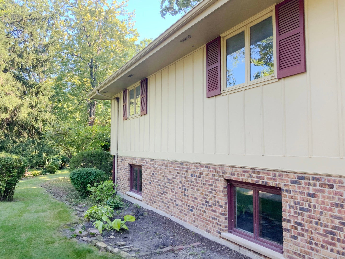 780 W Marywood Avenue