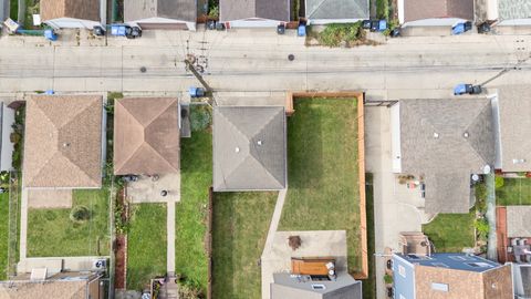 Tiny photo for 5026 S Lavergne Avenue, Chicago, IL 60638 (MLS # 12497481)