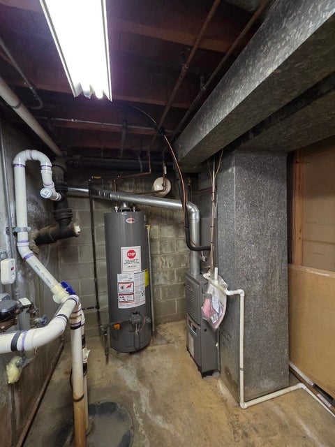 Tiny photo for 1296 Prairie Avenue #D, Glendale Heights, IL 60139 (MLS # 12793386)