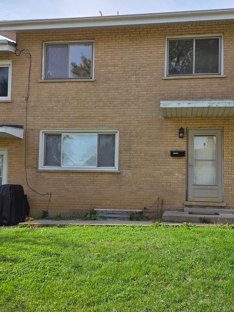 Tiny photo for 1296 Prairie Avenue #D, Glendale Heights, IL 60139 (MLS # 12793386)