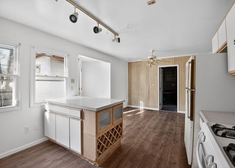 Tiny photo for 127 S Scottswood Drive, Urbana, IL 61802 (MLS # 12542241)