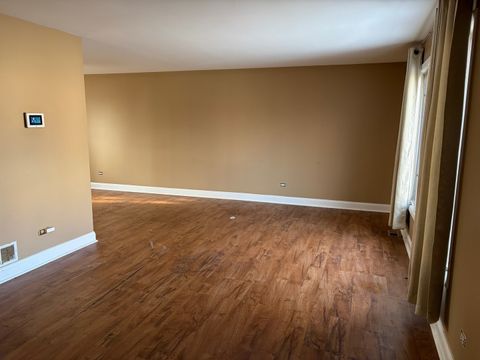 Tiny photo for 5301 Imperial Drive, Richton Park, IL 60471 (MLS # 12541735)