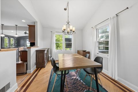 Tiny photo for 725 Buffalo Circle, Carol Stream, IL 60188 (MLS # 12714693)