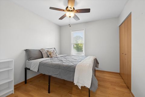 Tiny photo for 725 Buffalo Circle, Carol Stream, IL 60188 (MLS # 12714693)