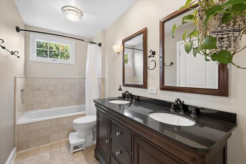 Tiny photo for 725 Buffalo Circle, Carol Stream, IL 60188 (MLS # 12714693)