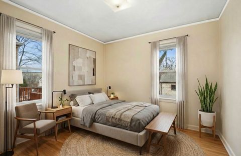 Tiny photo for 6843 N Loleta Avenue, Chicago, IL 60646 (MLS # 12566091)