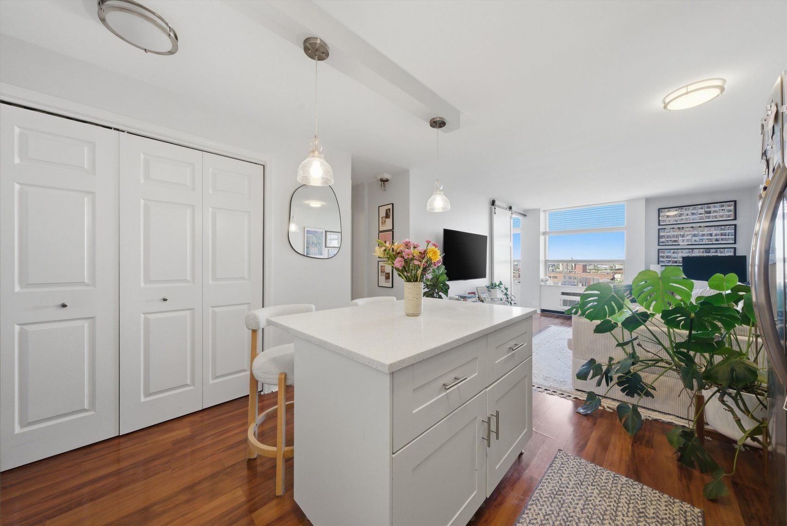 1455 N Sandburg Terrace 1107B