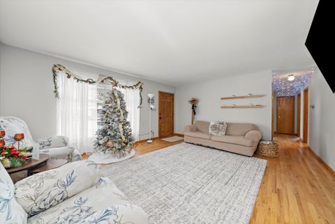 Tiny photo for 806 Adrian Street, Yorkville, IL 60560 (MLS # 12533435)