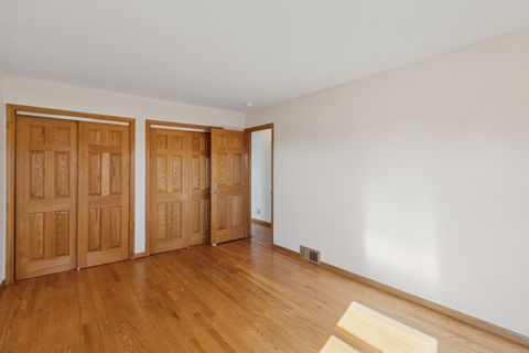 Tiny photo for 851 Love Street, Elk Grove Village, IL 60007 (MLS # 12503960)