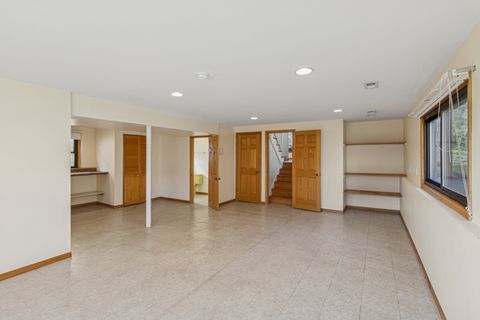 Tiny photo for 851 Love Street, Elk Grove Village, IL 60007 (MLS # 12503960)