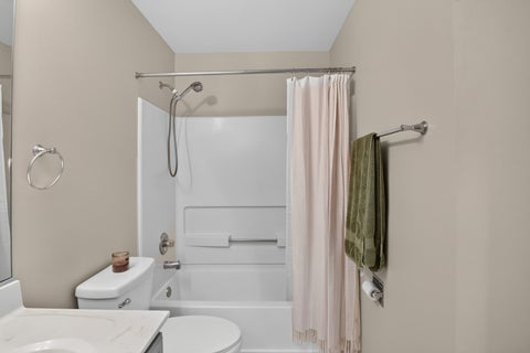 Tiny photo for 140 Bay Drive, Itasca, IL 60143 (MLS # 12798024)
