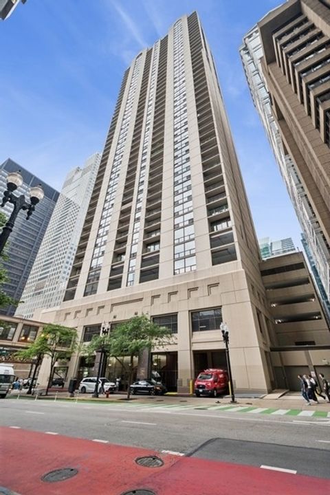 Photo of 200 N Dearborn Street #2402, Chicago, IL 60601 (MLS # 12488621)