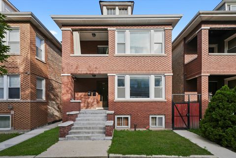 6933 S Washtenaw Avenue Chicago IL 60629