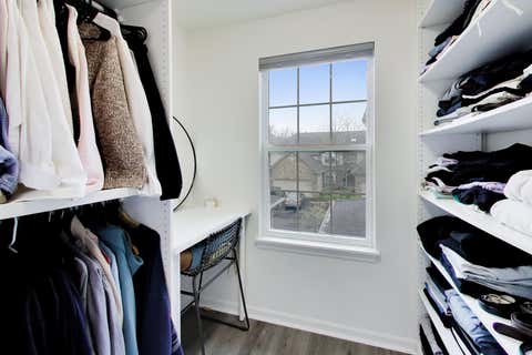 Tiny photo for 31 Oak Creek Court, North Aurora, IL 60542 (MLS # 12626053)