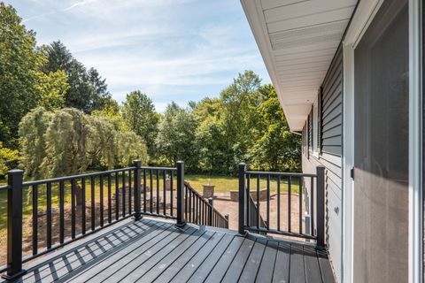Tiny photo for 6N841 Longacre Drive, St. Charles, IL 60175 (MLS # 12666441)