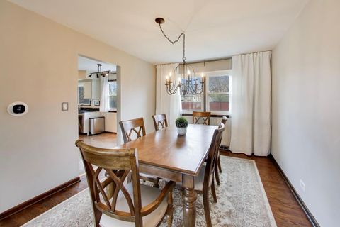 Tiny photo for 1028 S Beechwood Drive, Mount Prospect, IL 60056 (MLS # 12607579)