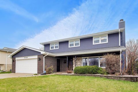 Tiny photo for 1028 S Beechwood Drive, Mount Prospect, IL 60056 (MLS # 12607579)