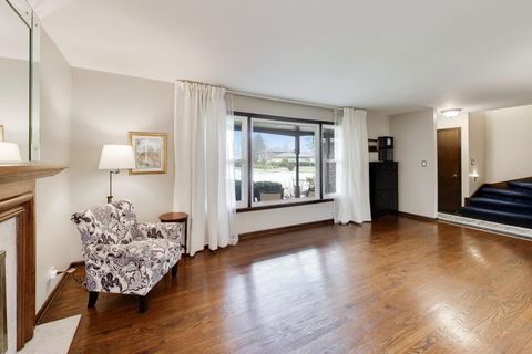 Tiny photo for 1028 S Beechwood Drive, Mount Prospect, IL 60056 (MLS # 12607579)