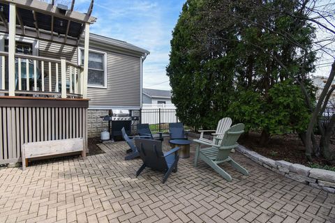 Tiny photo for 4157 Raymond Avenue, Brookfield, IL 60513 (MLS # 12615537)