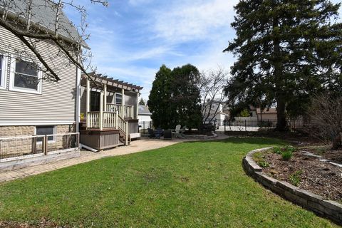 Tiny photo for 4157 Raymond Avenue, Brookfield, IL 60513 (MLS # 12615537)