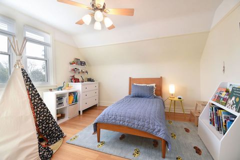 Tiny photo for 4157 Raymond Avenue, Brookfield, IL 60513 (MLS # 12615537)