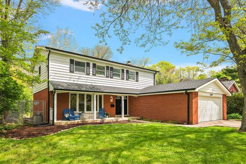 Photo of 2209 Collett Lane, Flossmoor, IL 60422 (MLS # 12629273)