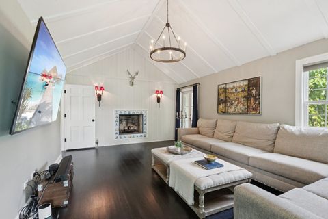 Tiny photo for 60 Ridge Road, Barrington Hills, IL 60010 (MLS # 12619453)