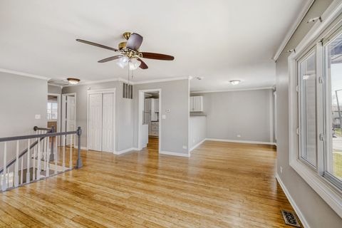 Tiny photo for 2058 Leeward Lane, Hanover Park, IL 60133 (MLS # 12614343)