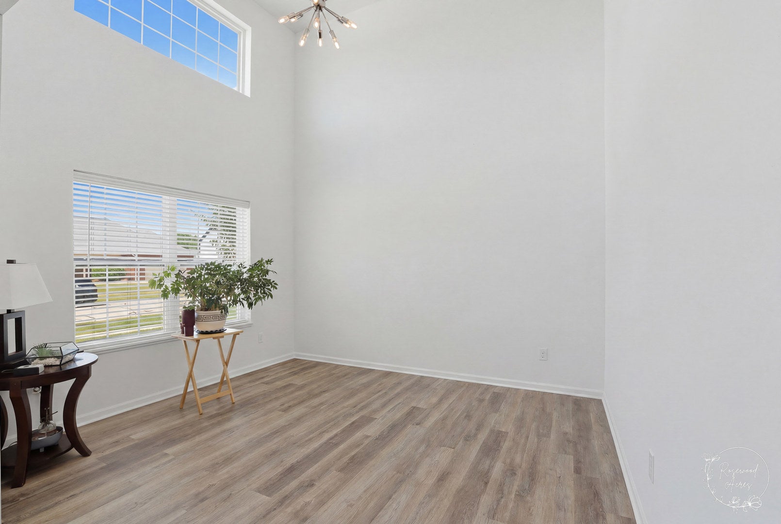 27329 W Deer Hollow Lane