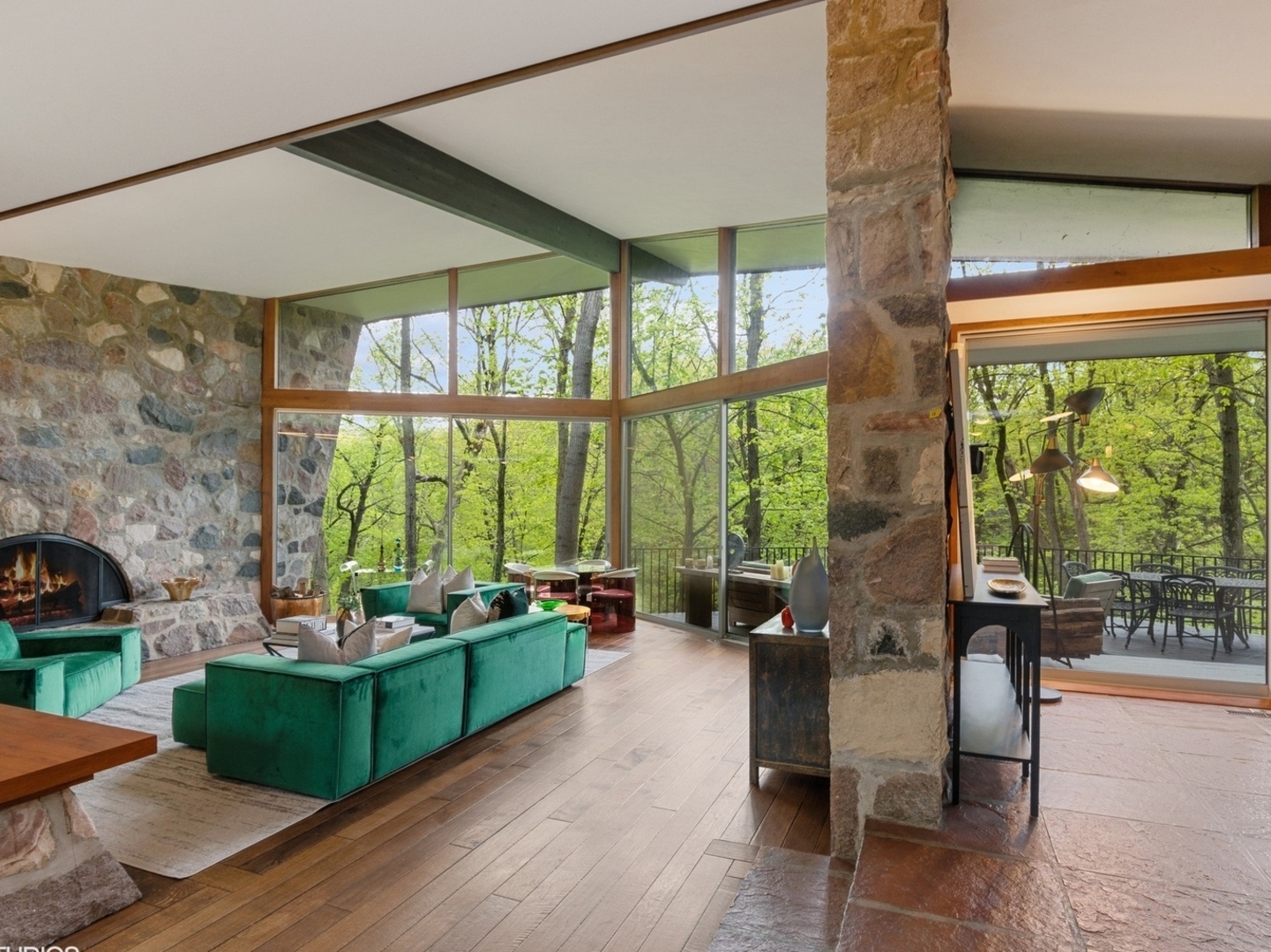 1130 Walden Lane