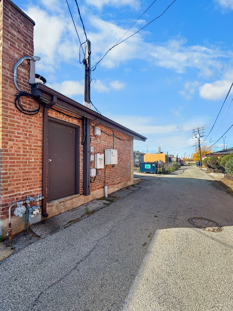 3436 Ridge Road 1-5