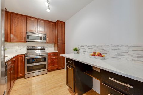 Tiny photo for 1103 S Hunt Club Drive #223, Mount Prospect, IL 60056 (MLS # 12543348)