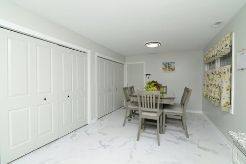 Tiny photo for 985 Idaho Street, Carol Stream, IL 60188 (MLS # 12642594)