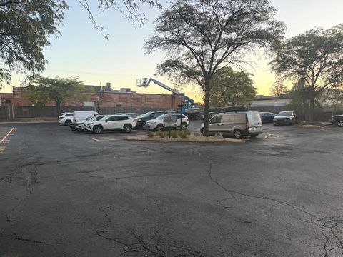 Tiny photo for 1043 S YORK Road #411, Bensenville, IL 60106 (MLS # 12492033)