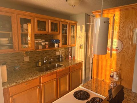 Tiny photo for 1043 S YORK Road #411, Bensenville, IL 60106 (MLS # 12492033)