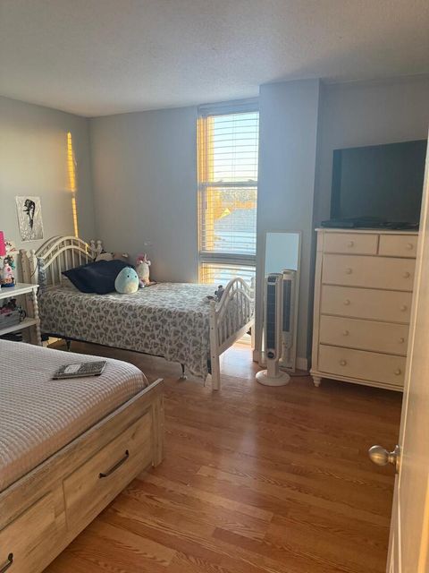 Tiny photo for 1043 S YORK Road #411, Bensenville, IL 60106 (MLS # 12492033)