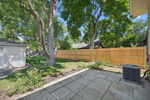 Tiny photo for 516 Hermitage Drive, Deerfield, IL 60015 (MLS # 12735436)