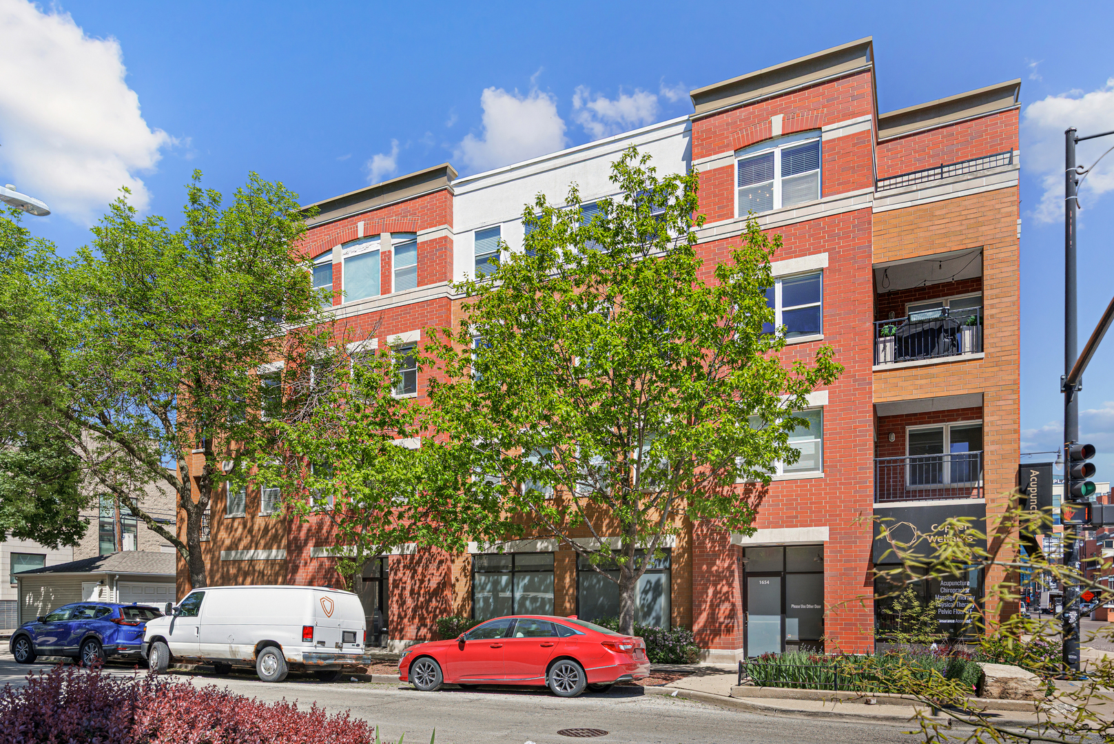 1601 N Paulina Street 4B