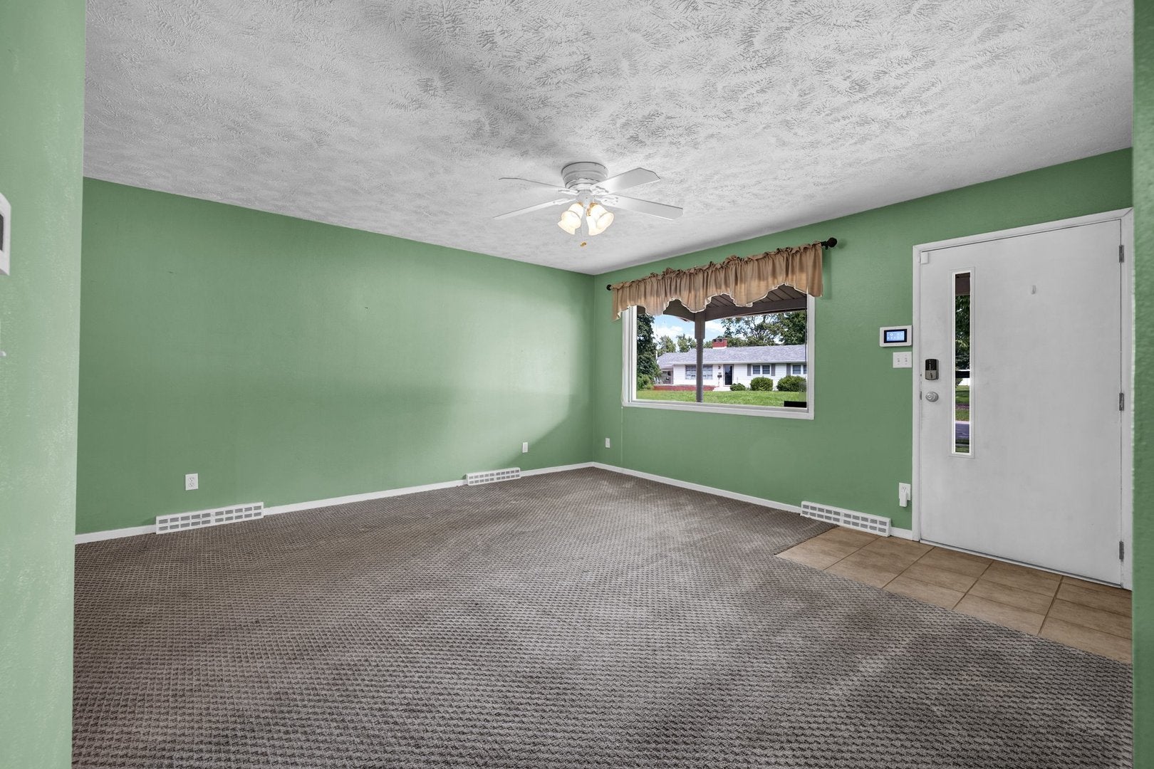 221 Ivanhoe Way