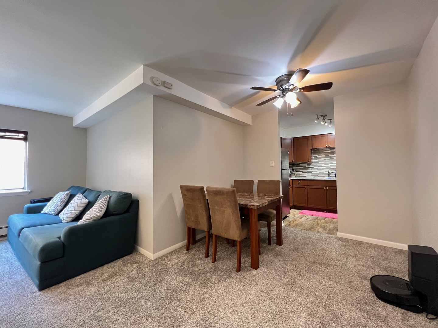 3620 N Pine Grove Avenue 204