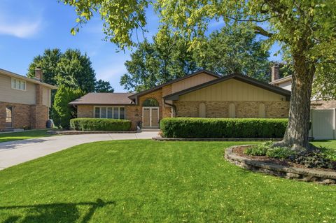 Tiny photo for 13044 W Morning Glory Court, Homer Glen, IL 60491 (MLS # 12663916)