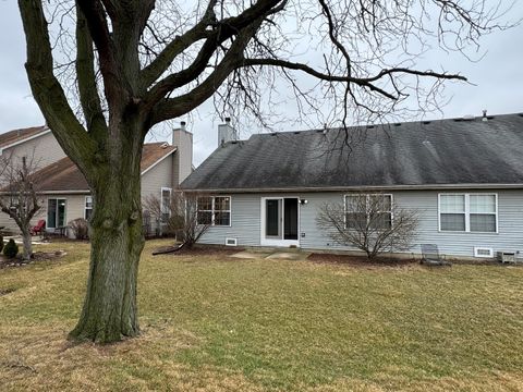 Tiny photo for 429 Prairieview Drive, Oswego, IL 60543 (MLS # 12606906)