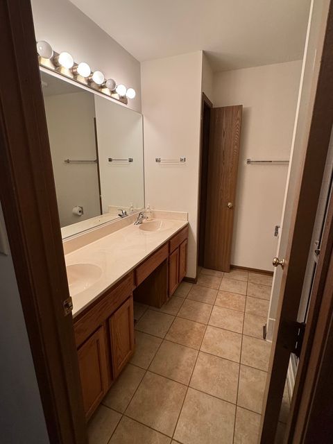 Tiny photo for 429 Prairieview Drive, Oswego, IL 60543 (MLS # 12606906)