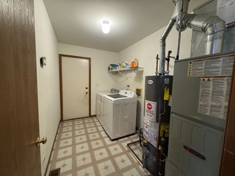 Tiny photo for 429 Prairieview Drive, Oswego, IL 60543 (MLS # 12606906)